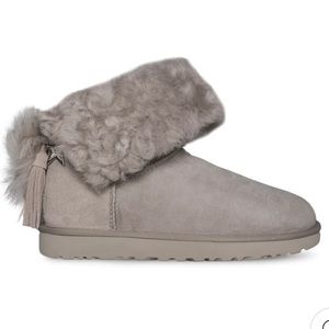 Ugg Classic Charm Willow Boots